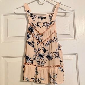 Kendall and Kylie tank